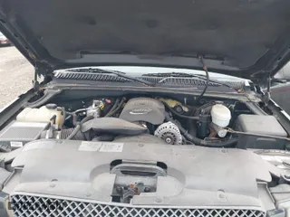 2003 Chevrolet Silverado 1500 LT with VIN 1GCEK19T63E244858, listed as a IAAI auction lot 39411224 with 192,271 mi miles. Bid and sale history available at carsss.com. Image 10.