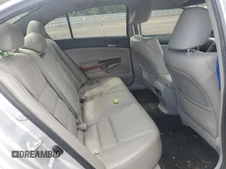 2011 Honda Accord EX-L z VIN 1HGCP3F86BA012529, wystawiony jako Copart lot #57605635 z przebiegiem 176 186 mil mil oraz Szkoda całkowita • Salvage title. Historia ofert i sprzedaży dostępna na DreamBid. Obrazek 10.