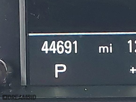 2016 Audi Q5 Premium Plus with VIN WA1D7AFP4GA121281, listed as a IAAI auction lot 41349323 with 44,691 mi miles. Bid and sale history available at carsss.com. Image 15.