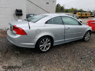 2011 Volvo C70 with VIN YV1672MCXBJ108610, listed as a Copart auction lot 71988464 with 84,230 mi miles and Salvage Title. Bid and sale history available at carsss.com. Image 3.