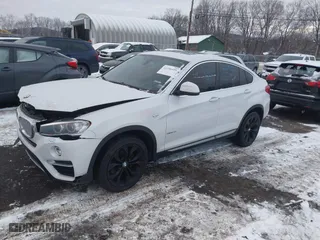 2018 BMW X4 xDrive28i with VIN 5UXXW3C5XJ0T82043, listed as a IAAI auction lot 41246495 with 106,606 mi miles. Bid and sale history available at carsss.com. Image 17.