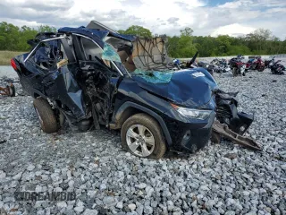 2019 Toyota RAV4 XLE with VIN 2T3W1RFV4KW004470, listed as a Copart auction lot 52284465 with 0 mi miles and Non Repairable. Bid and sale history available at carsss.com. Image 4.