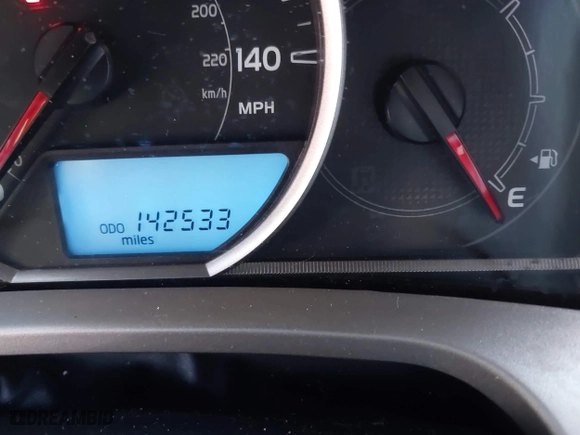 2013 Toyota RAV4 LE with VIN 2T3BFREV7DW020604, listed as a IAAI auction lot 41679035 with 142,533 mi miles. Bid and sale history available at carsss.com. Image 14.