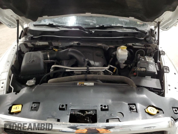 2018 Ram 2500 SLT z VIN 3C6TR5DT3JG411238, wystawiony jako Copart lot #47353895 z przebiegiem 127 544 mil mil oraz Szkoda całkowita • Salvage title. Historia ofert i sprzedaży dostępna na DreamBid. Obrazek 13.