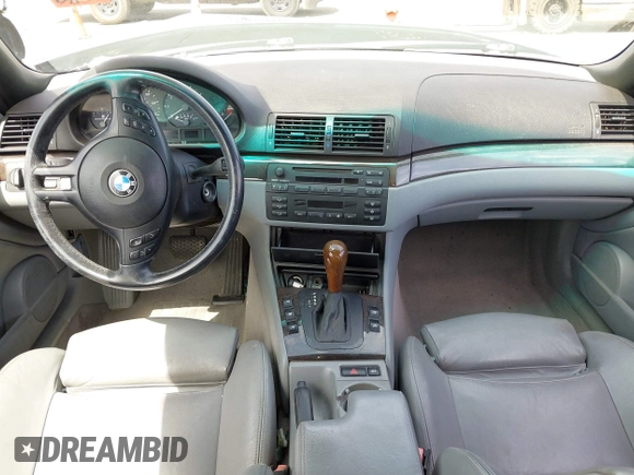 2001 BMW 3 Series 325Ci with VIN WBABS33481JY57209, listed as a IAAI auction lot 41895588 with 1 mi miles. Bid and sale history available at carsss.com. Image 5.
