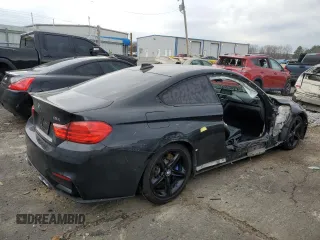 2015 BMW M4 with VIN WBS3R9C56FF708654, listed as a Copart auction lot 40082774 with 82,713 mi miles and Clean Title. Bid and sale history available at carsss.com. Image 3.