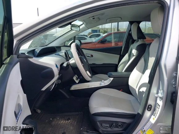 2017 Toyota Prius Prime Plus with VIN JTDKARFP8H3000837, listed as a IAAI auction lot 41899306 with 66,345 mi miles. Bid and sale history available at carsss.com. Image 5.