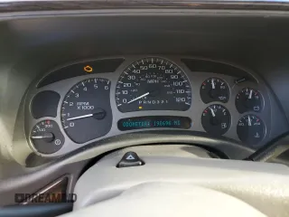 2006 GMC Sierra Denali z VIN 2GTEK63N561179546, wystawiony jako Copart lot #75612644 z przebiegiem 198 696 mil mil oraz Tytuł czysty. Historia ofert i sprzedaży dostępna na DreamBid. Obrazek 9.