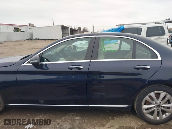 2019 Mercedes-Benz C 300 with VIN 55SWF8DB1KU318294, listed as a IAAI auction lot 41631976 with 102,356 mi miles and . Bid and sale history available at DreamBid. Image 14.