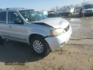 2004 Ford Escape Limited with VIN 1FMCU94124KA51594, listed as a Copart auction lot 44187285 with 145,365 mi miles and Salvage Title. Bid and sale history available at carsss.com. Image 12.