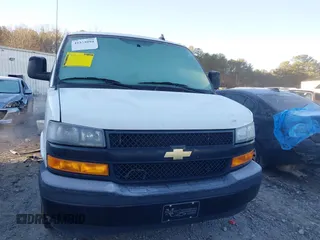 2021 Chevrolet Express Cargo z VIN 1GCWGAF76M1175319, wystawiony jako IAAI lot #41333994 z przebiegiem 81 474 mil mil oraz . Historia ofert i sprzedaży dostępna na DreamBid. Obrazek 12.