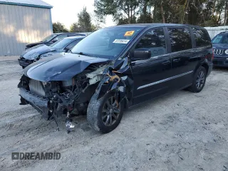 2015 Chrysler Town & Country S with VIN 2C4RC1HG5FR627653, listed as a Copart auction lot 87235414 with 103,684 mi miles and Salvage Title. Bid and sale history available at DreamBid. Image 1.