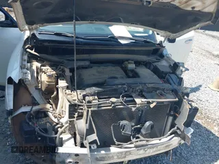 2017 Nissan Pathfinder SV z VIN 5N1DR2MNXHC622572, wystawiony jako IAAI lot #42144228 z przebiegiem 155 262 mil mil oraz . Historia ofert i sprzedaży dostępna na DreamBid. Obrazek 10.