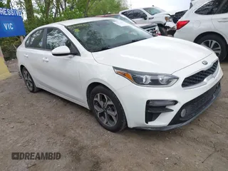 2020 Kia Forte LXS z VIN 3KPF24ADXLE241539, wystawiony jako IAAI lot #42224285 z przebiegiem 115 291 mil mil oraz . Historia ofert i sprzedaży dostępna na DreamBid. Obrazek 1.