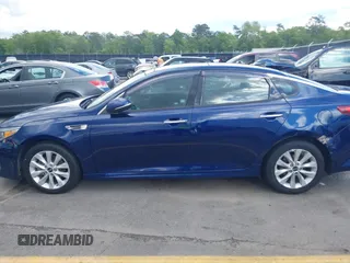 2018 Kia Optima LX with VIN 5XXGT4L32JG189009, listed as a IAAI auction lot 42010285 with 313,004 mi miles. Bid and sale history available at carsss.com. Image 14.