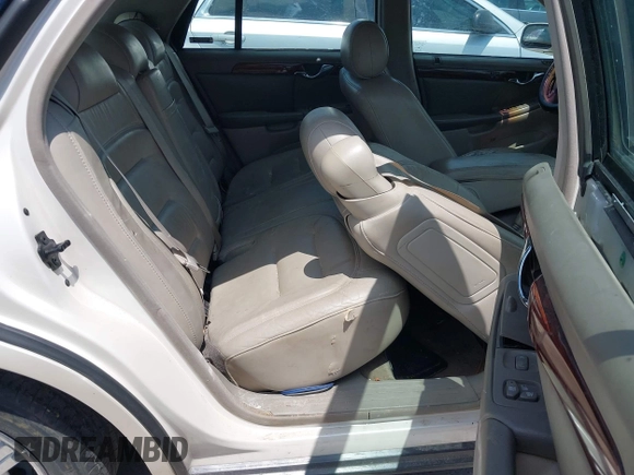 2002 Cadillac DeVille z VIN 1G6KD54Y42U206950, wystawiony jako IAAI lot #42189419 z przebiegiem 98 150 mil mil oraz . Historia ofert i sprzedaży dostępna na DreamBid. Obrazek 8.