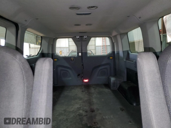 2015 Ford Transit XL с VIN 1FMZK1YM0FKA73389, выставлен на аукционе Copart как лот 42318475 с пробегом 205 805 миль миль и Чистый • Clean title. История ставок и продаж доступна на DreamBid. Изображение 10.