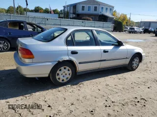 1998 Honda Civic LX with VIN 1HGEJ6677WL019941, listed as a Copart auction lot 72015714 with 41,824 mi miles and Clean Title. Bid and sale history available at carsss.com. Image 3.
