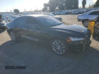 2021 Volvo S60 Momentum with VIN 7JR102TZ1MG112007, listed as a Copart auction lot 38023454 with 34,390 mi miles. Bid and sale history available at carsss.com. Image 4.