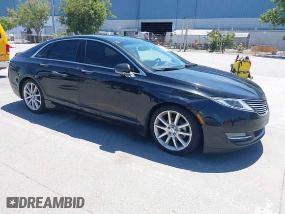 2015 Lincoln MKZ Hybrid z VIN 3LN6L2LU2FR614175, wystawiony jako IAAI lot #42381184 z przebiegiem 221 943 mil mil oraz . Historia ofert i sprzedaży dostępna na DreamBid. Obrazek 1.