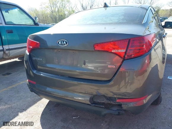 2012 Kia Optima LX with VIN 5XXGM4A7XCG020314, listed as a IAAI auction lot 41978342 with 266,207 mi miles. Bid and sale history available at carsss.com. Image 6.