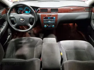 2006 Chevrolet Impala LT 3.5L with VIN 2G1WT55K369111447, listed as a Copart auction lot 87543595 with 129,728 mi miles and Clean Title. Bid and sale history available at DreamBid. Image 8.