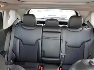 2019 Jeep Compass Latitude z VIN 3C4NJDBB2KT696732, wystawiony jako Copart lot #60519335 z przebiegiem 85 436 mil mil oraz Szkoda całkowita • Salvage title. Historia ofert i sprzedaży dostępna na DreamBid. Obrazek 10.