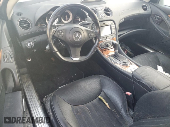 2011 Mercedes-Benz SL 550 z VIN WDBSK7BA3BF162110, wystawiony jako Copart lot #75315214 z przebiegiem Nie podano mil oraz Szkoda całkowita • Salvage title. Historia ofert i sprzedaży dostępna na DreamBid. Obrazek 8.