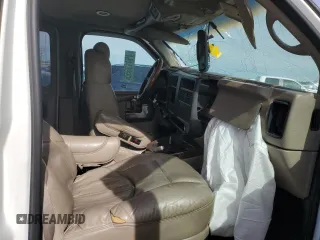 2004 Chevrolet Express Passenger z VIN 1GBFG15T041144358, wystawiony jako Copart lot #45413355 z przebiegiem Nie podano mil oraz Szkoda całkowita • Salvage title. Historia ofert i sprzedaży dostępna na DreamBid. Obrazek 7.