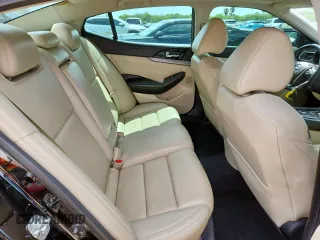 2016 Nissan Maxima SL with VIN 1N4AA6AP1GC409820, listed as a Copart auction lot 60888725 with 124,998 mi miles and Salvage title. Bid and sale history available at DreamBid. Image 10.