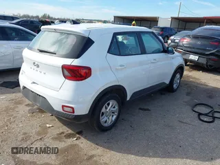 2022 Hyundai Venue SE with VIN KMHRB8A30NU134852, listed as a IAAI auction lot 41346732 with 45,086 mi miles and . Bid and sale history available at DreamBid. Image 4.