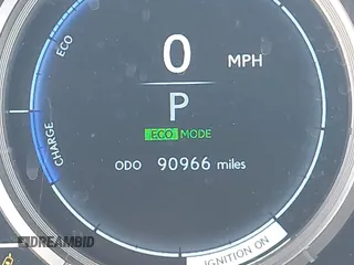 2017 Lexus RX 450h z VIN 2T2BGMCA7HC019433, wystawiony jako IAAI lot #42294342 z przebiegiem 90 966 mil mil oraz . Historia ofert i sprzedaży dostępna na DreamBid. Obrazek 16.