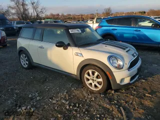 2009 MINI Cooper Clubman S with VIN WMWMM33559TP73070, listed as a Copart auction lot 84227794 with 142,107 mi miles and Clean Title. Bid and sale history available at carsss.com. Image 4.