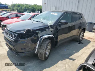 2024 Jeep Compass Sport z VIN 3C4NJDAN8RT173303, wystawiony jako Copart lot #59729975 z przebiegiem 3 612 mil mil oraz Szkoda całkowita • Salvage title. Historia ofert i sprzedaży dostępna na DreamBid. Obrazek 1.