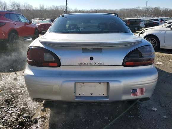 2002 Pontiac Grand Prix GT with VIN 1G2WP52K62F155903, listed as a Copart auction lot 42246045 with 186635 miles and Salvage Title. Bid and sale history available at carsss.com. Image 6.