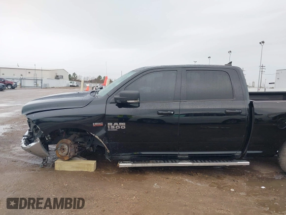 2019 Ram 1500 SLT с VIN 1C6RR6TT8KS657696, выставлен на аукционе IAAI как лот 41324189 с пробегом 100 825 миль миль и . История ставок и продаж доступна на DreamBid. Изображение 15.