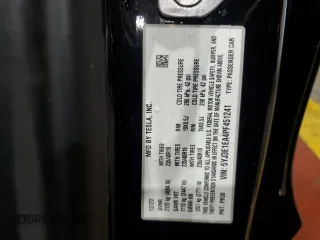 2023 Tesla Model 3 z VIN 5YJ3E1EA4PF451241, wystawiony jako Copart lot #61045835 z przebiegiem 69 738 mil mil oraz Czysty tytuł • Clean title. Historia ofert i sprzedaży dostępna na DreamBid. Obrazek 12.