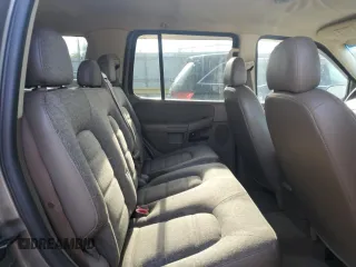 2004 Ford Explorer XLS with VIN 1FMZU72K74UA98831, listed as a Copart auction lot 53464105 with 135,612 mi miles and Non repairable. Bid and sale history available at DreamBid. Image 11.