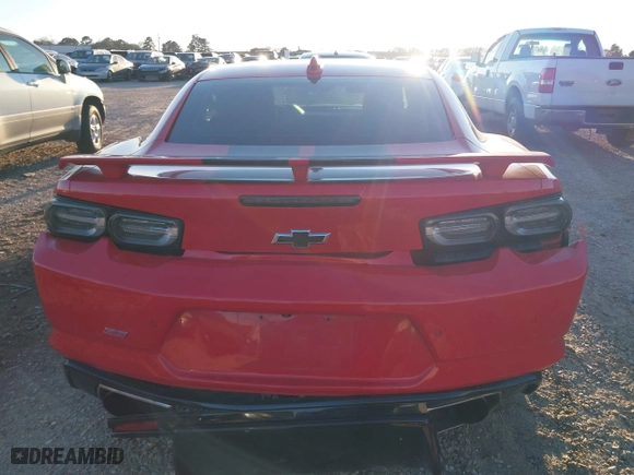2021 Chevrolet Camaro 2SS with VIN 1G1FH1R7XM0101957, listed as a IAAI auction lot 41251927 with 52,162 mi miles. Bid and sale history available at carsss.com. Image 16.