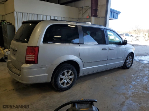 2010 Chrysler Town & Country Touring with VIN 2A4RR5D1XAR252658, listed as a Copart auction lot 48583205 with NaN miles and Non Repairable. Bid and sale history available at carsss.com. Image 3.