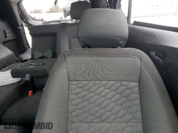 2018 Chevrolet Equinox LT z VIN 3GNAXJEV6JS504130, wystawiony jako Copart lot #87847015 z przebiegiem Nie podano mil oraz Szkoda całkowita • Salvage title. Historia ofert i sprzedaży dostępna na DreamBid. Obrazek 10.