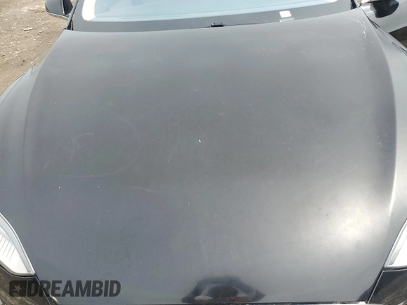 2013 Tesla Model S z VIN 5YJSA1CN8DFP22679, wystawiony jako Copart lot #51812615 z przebiegiem 1 211 mil mil oraz Czysty tytuł • Clean title. Historia ofert i sprzedaży dostępna na DreamBid. Obrazek 11.