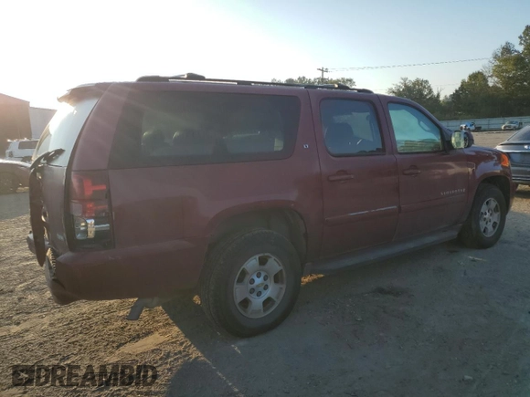 2007 Chevrolet Suburban LT with VIN 1GNFC16017J235565, listed as a Copart auction lot 72355294 with 218,171 mi miles and Salvage Title. Bid and sale history available at carsss.com. Image 3.