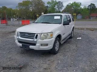 2008 Ford Explorer XLT with VIN 1FMEU73EX8UA84404, listed as a IAAI auction lot 41951849 with 167,525 mi miles. Bid and sale history available at carsss.com. Image 2.