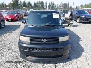 2005 Scion xB with VIN JTLKT334454021261, listed as a IAAI auction lot 42124927 with 221,043 mi miles. Bid and sale history available at carsss.com. Image 12.