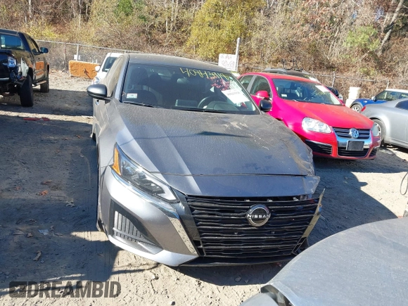2024 Nissan Altima SV with VIN 1N4BL4DV3RN322621, listed as a IAAI auction lot 40843918 with 19,242 mi miles and . Bid and sale history available at DreamBid. Image 13.