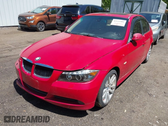 2006 BMW 3 Series 325i with VIN WBAVB17526NK41395, listed as a IAAI auction lot 42122401 with 159,141 mi miles. Bid and sale history available at carsss.com. Image 2.