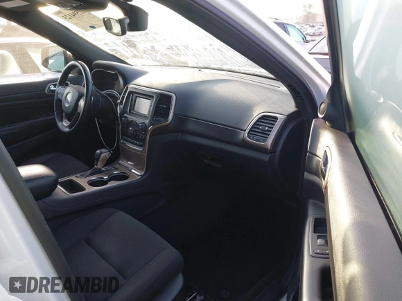 2017 Jeep Grand Cherokee Laredo with VIN 1C4RJEAG3HC696635, listed as a IAAI auction lot 41594123 with 97,502 mi miles. Bid and sale history available at carsss.com. Image 5.