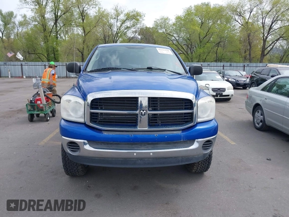 2007 Dodge 1500 SLT with VIN 1D7HU18207S253195, listed as a IAAI auction lot 42115150 with 113,111 mi miles. Bid and sale history available at carsss.com. Image 12.