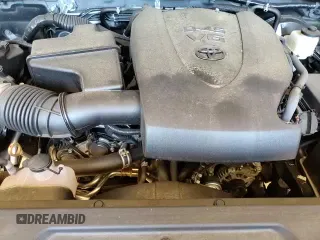 2019 Toyota Tacoma SR with VIN 3TMCZ5AN3KM247572, listed as a Copart auction lot 80404685 with 31,653 mi miles and Salvage title. Bid and sale history available at DreamBid. Image 13.